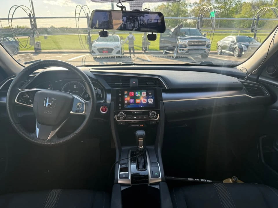 2016 Honda Civic 10th Gen - Image 9 of 11