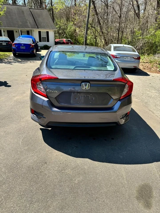 2016 Honda Civic 10th Gen - Image 3 of 8
