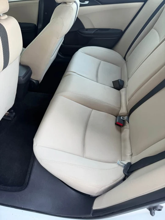 2016 Honda Civic 10th Gen - Image 5 of 10