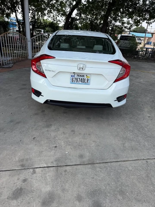 2016 Honda Civic 10th Gen - Image 3 of 10