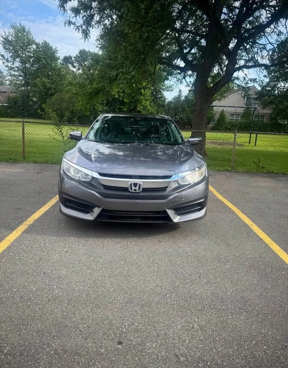 2016 Honda Civic 10th Gen - Image 2 of 18
