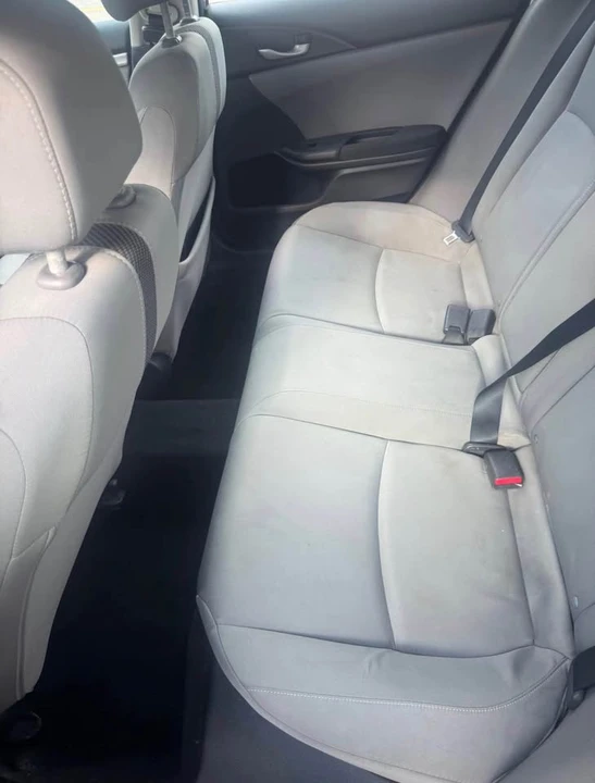 2016 Honda Civic 10th Gen - Image 10 of 18