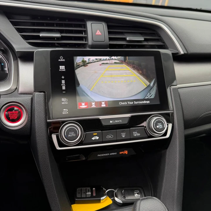 2016 Honda Civic 10th Gen - Image 15 of 18