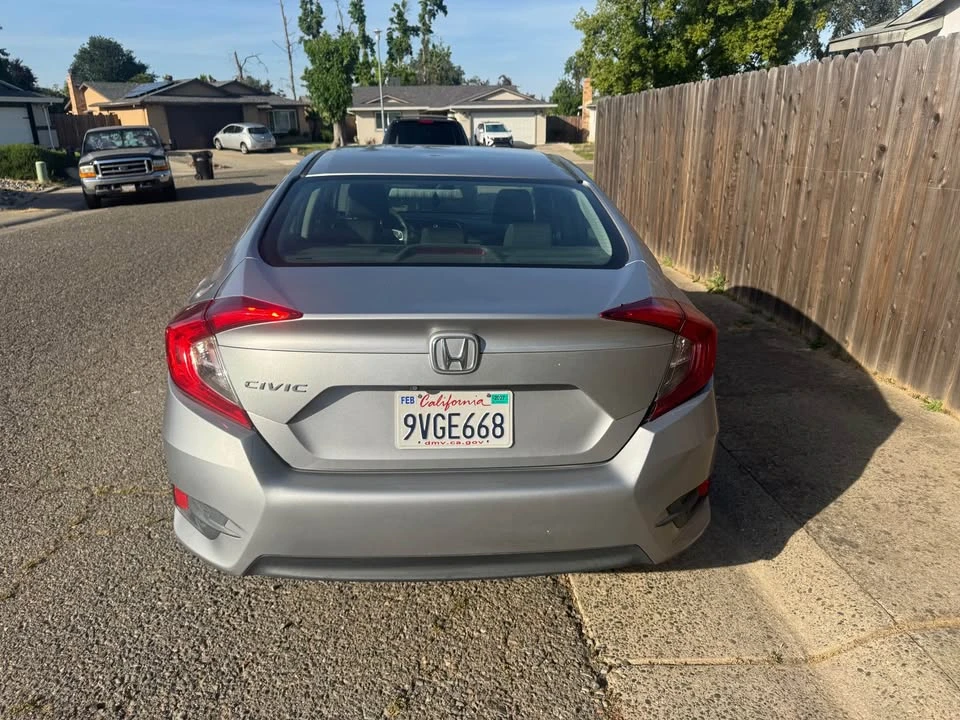 2016 Honda Civic 10th Gen - Image 15 of 16