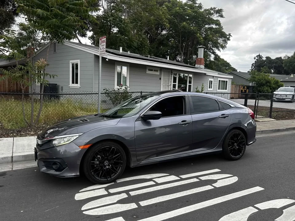 2016 Honda Civic 10th Gen - Image 6 of 19