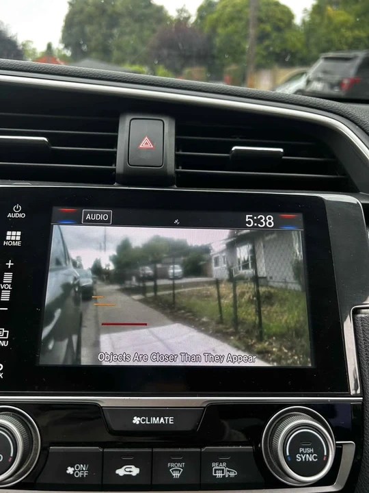 2016 Honda Civic 10th Gen - Image 16 of 19