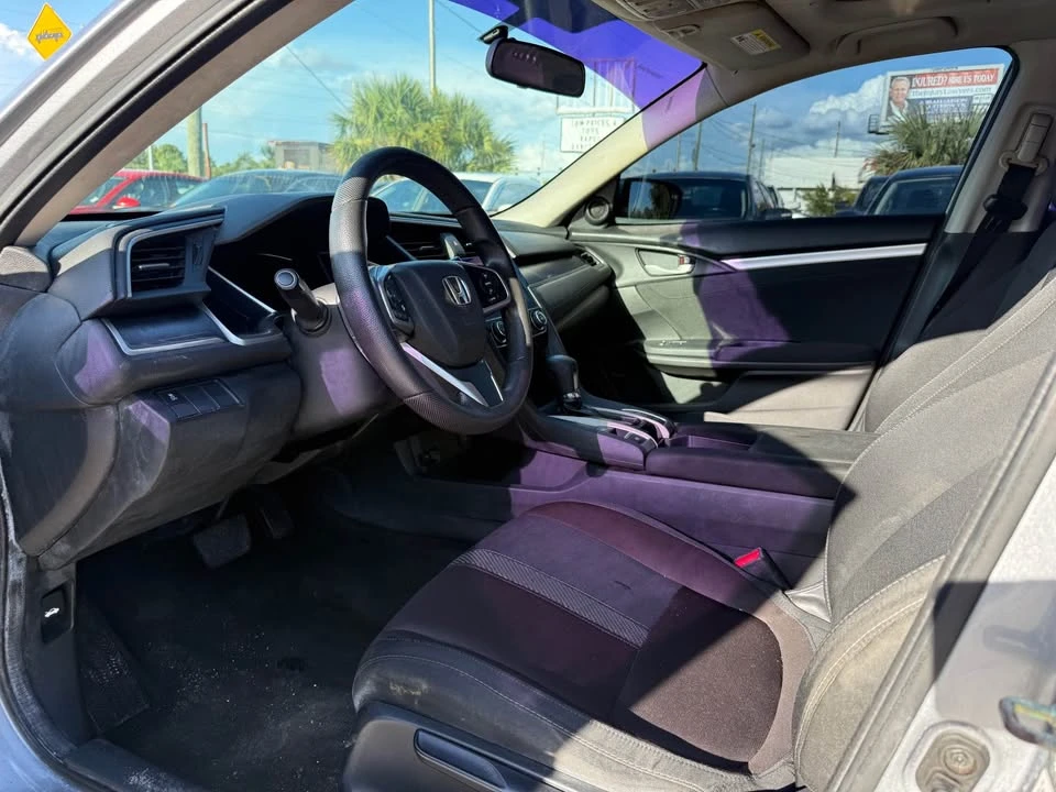 2016 Honda Civic 10th Gen - Image 7 of 11