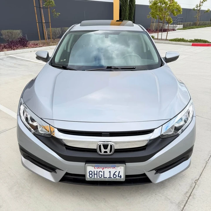 2016 Honda Civic 10th Gen - Image 2 of 18