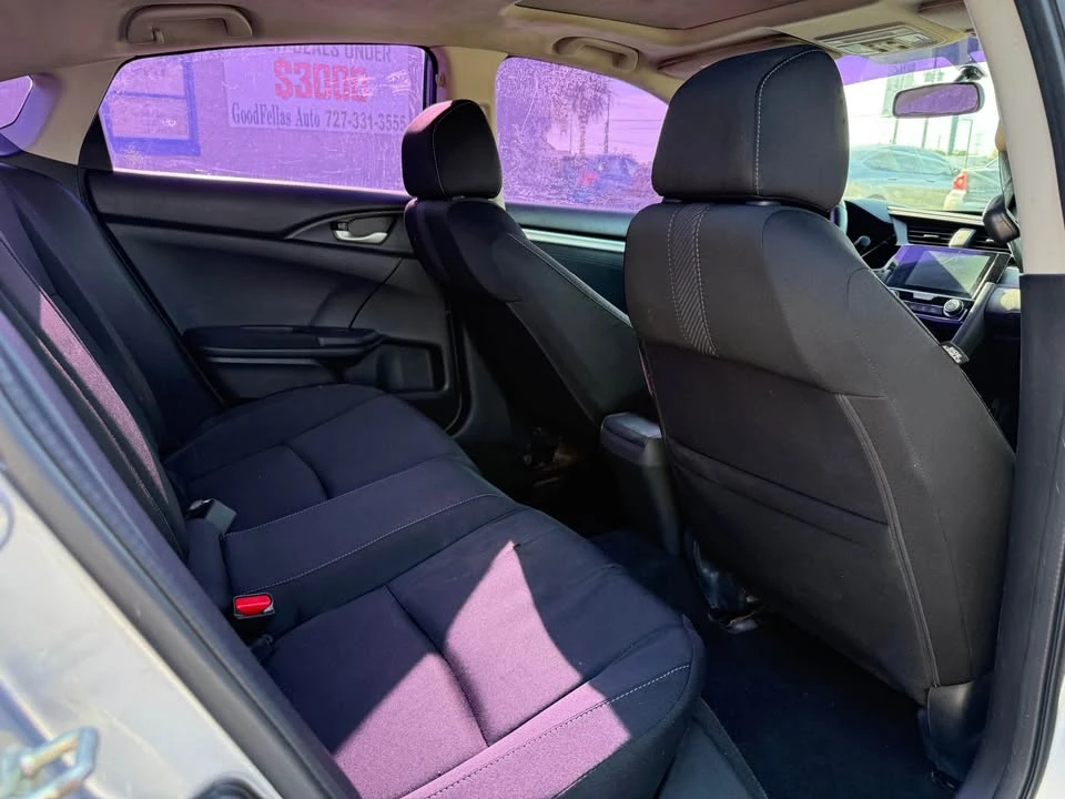 2016 Honda Civic 10th Gen - Image 10 of 11