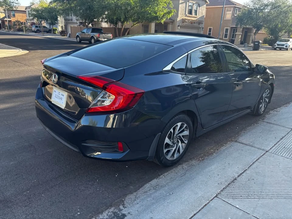 2016 Honda Civic 10th Gen - Image 3 of 7