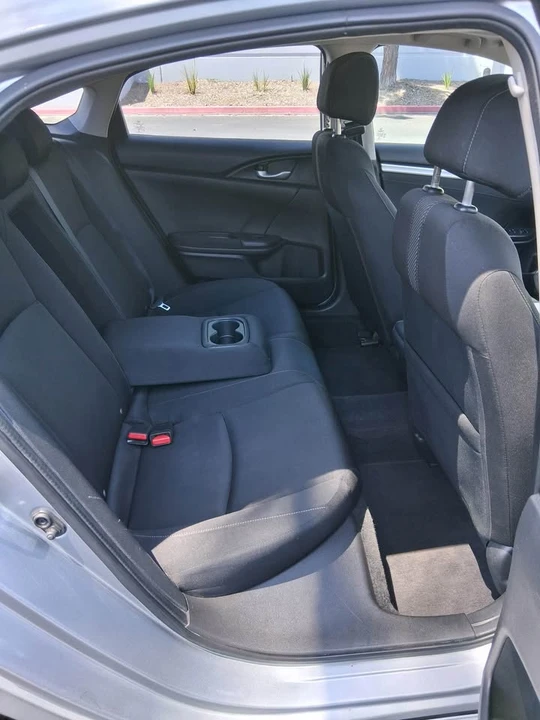2016 Honda Civic 10th Gen - Image 8 of 12