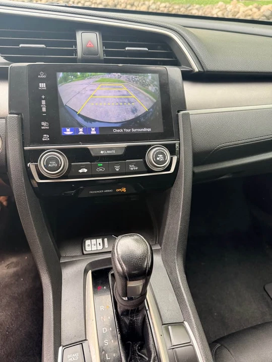 2016 Honda Civic 10th Gen - Image 11 of 16