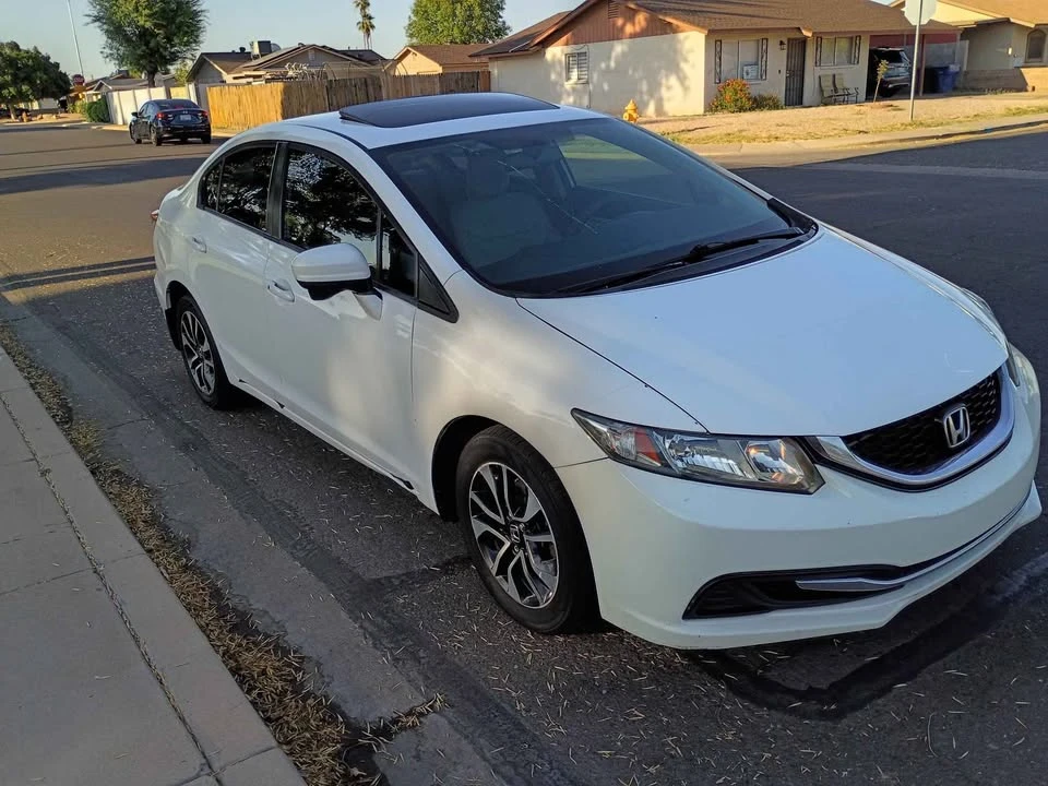 2016 Honda Civic 10th Gen - Image 2 of 12