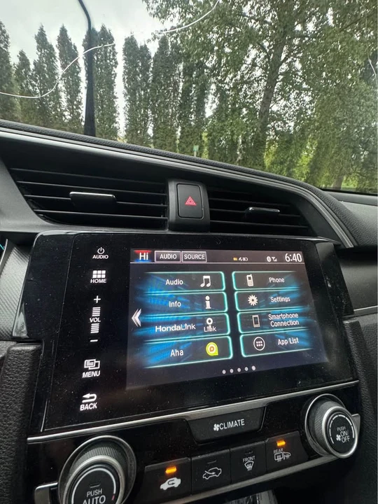 2016 Honda Civic 10th Gen - Image 10 of 16