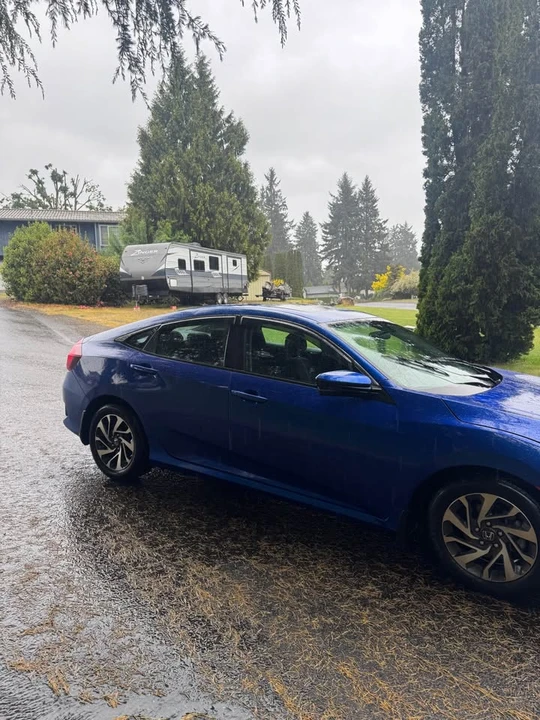 2016 Honda Civic 10th Gen - Image 4 of 16
