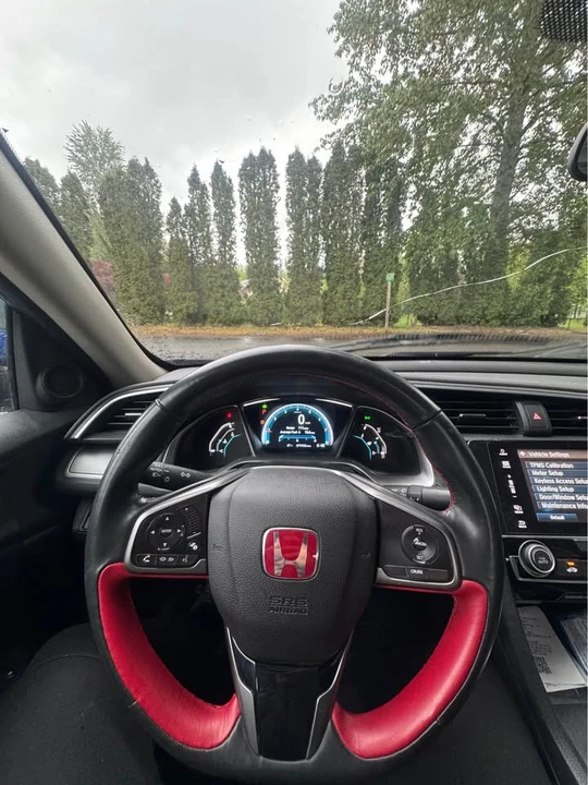 2016 Honda Civic 10th Gen - Image 9 of 16
