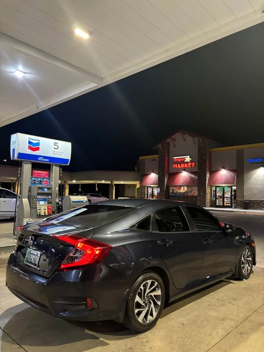 2016 Honda Civic 10th Gen - Image 5 of 14