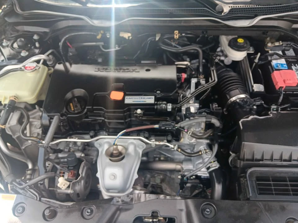 2016 Honda Civic 10th Gen - Image 9 of 11