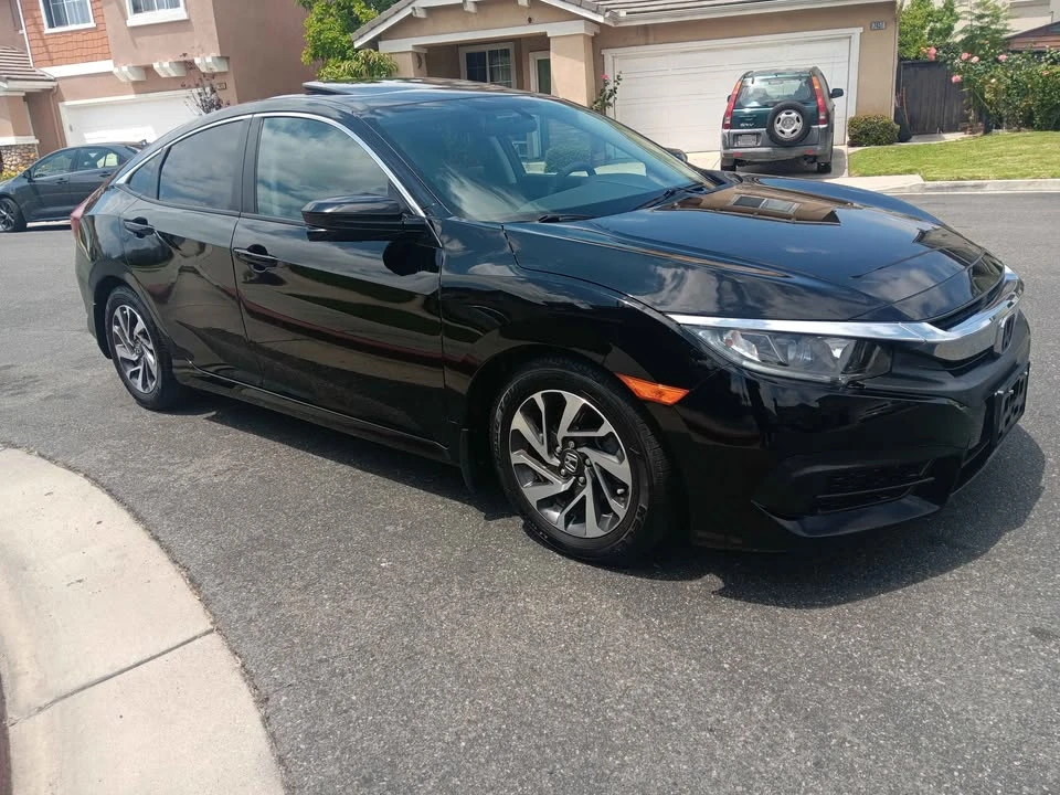 2016 Honda Civic 10th Gen - Image 2 of 11