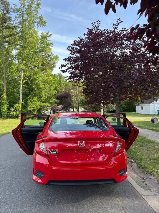 2016 Honda Civic 10th Gen - Image 7 of 20