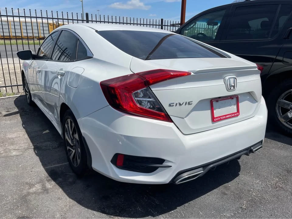 2016 Honda Civic 10th Gen - Image 2 of 9