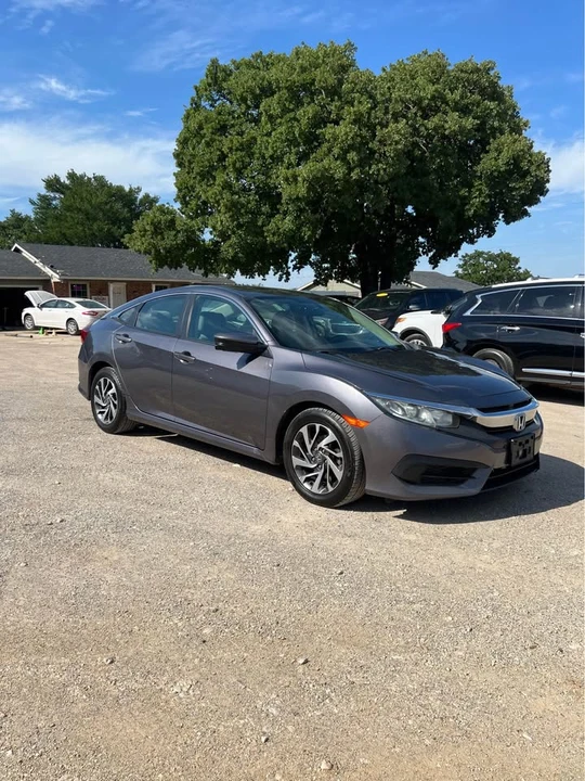 2016 Honda Civic 10th Gen - Image 3 of 17