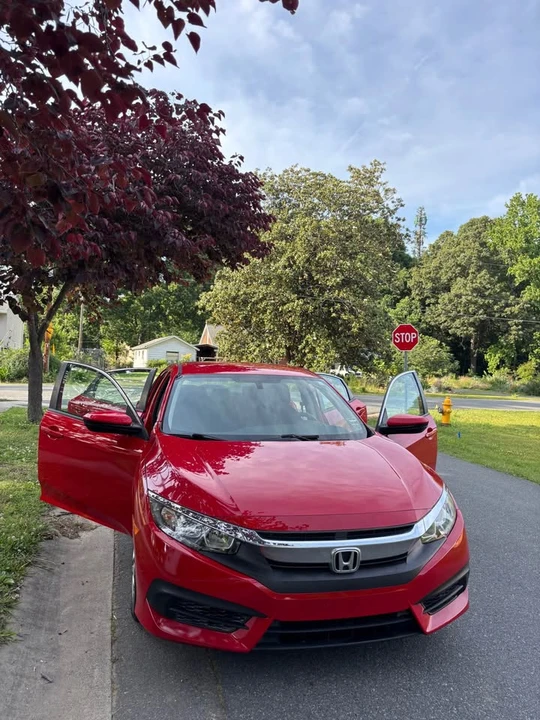 2016 Honda Civic 10th Gen - Image 3 of 20