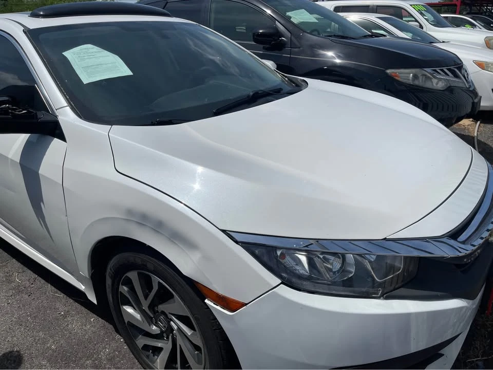 2016 Honda Civic 10th Gen - Image 3 of 9