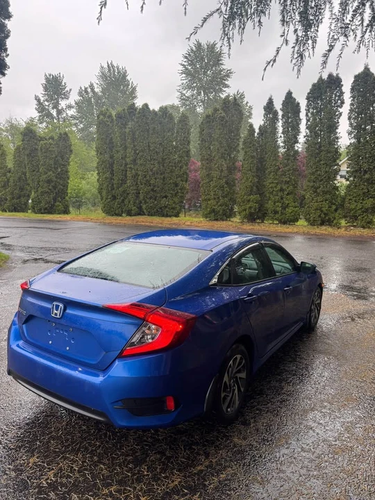 2016 Honda Civic 10th Gen - Image 5 of 16
