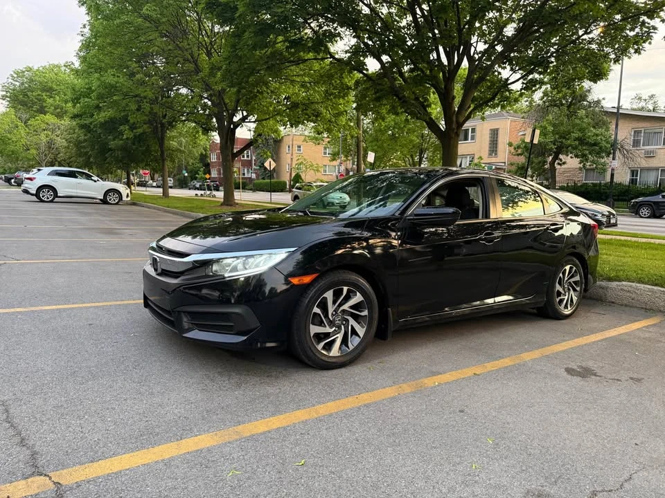 2016 Honda Civic 10th Gen - Image 2 of 13