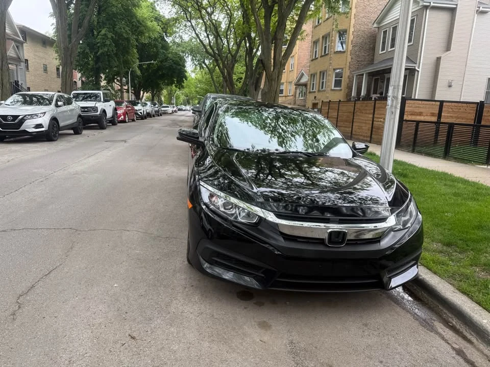 2016 Honda Civic 10th Gen - Image 2 of 12