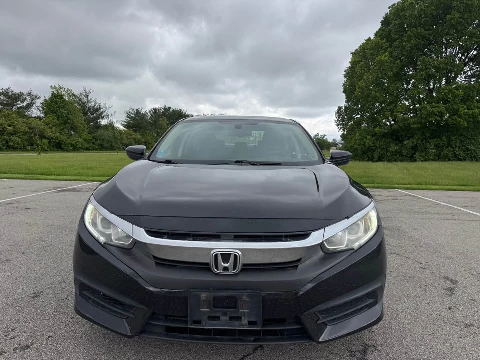 2016 Honda Civic 10th Gen - Image 3 of 15