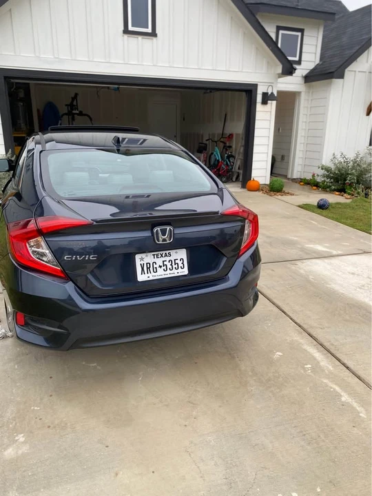 2016 Honda Civic 10th Gen - Image 2 of 5