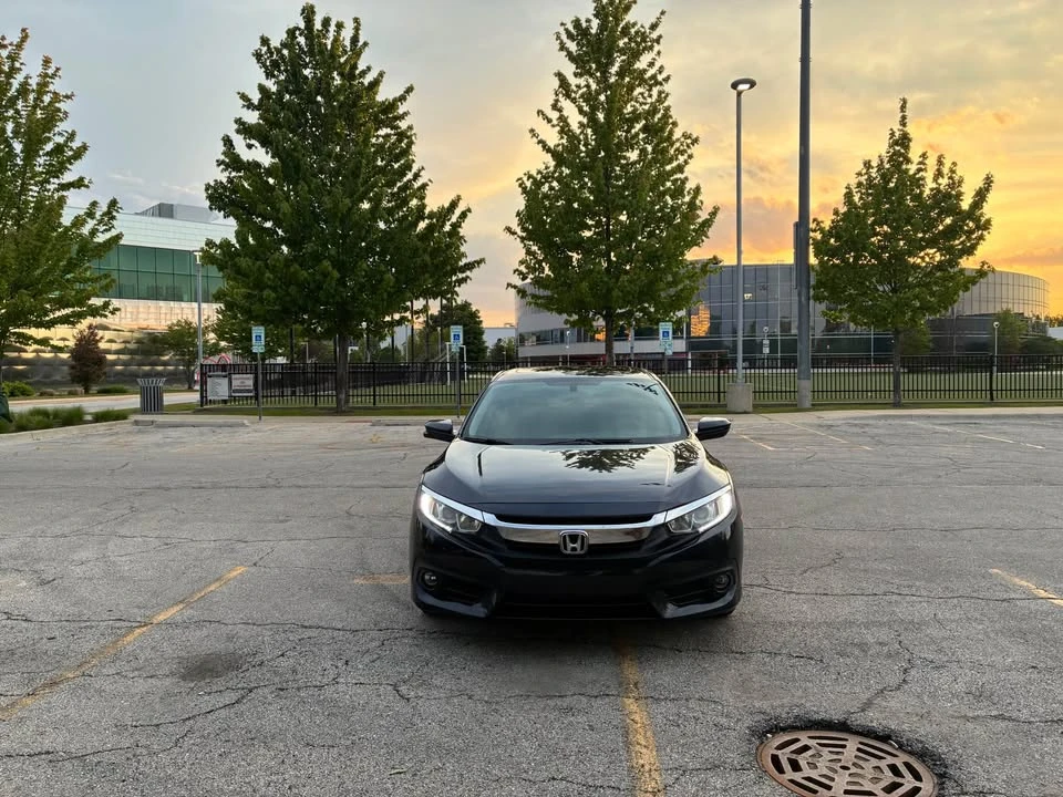 2016 Honda Civic 10th Gen - Image 12 of 14