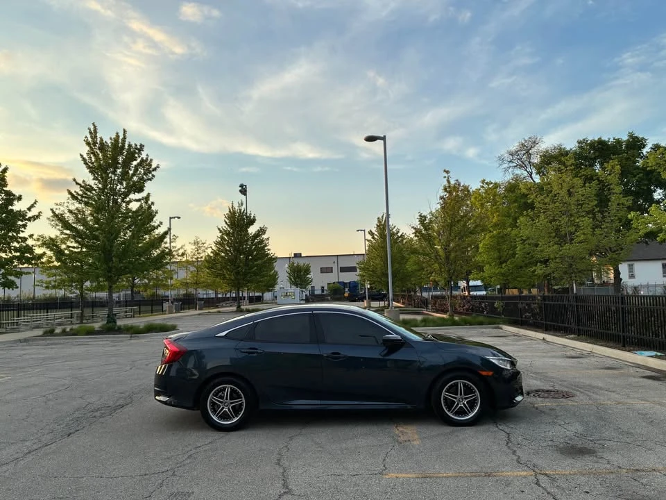 2016 Honda Civic 10th Gen - Image 13 of 14