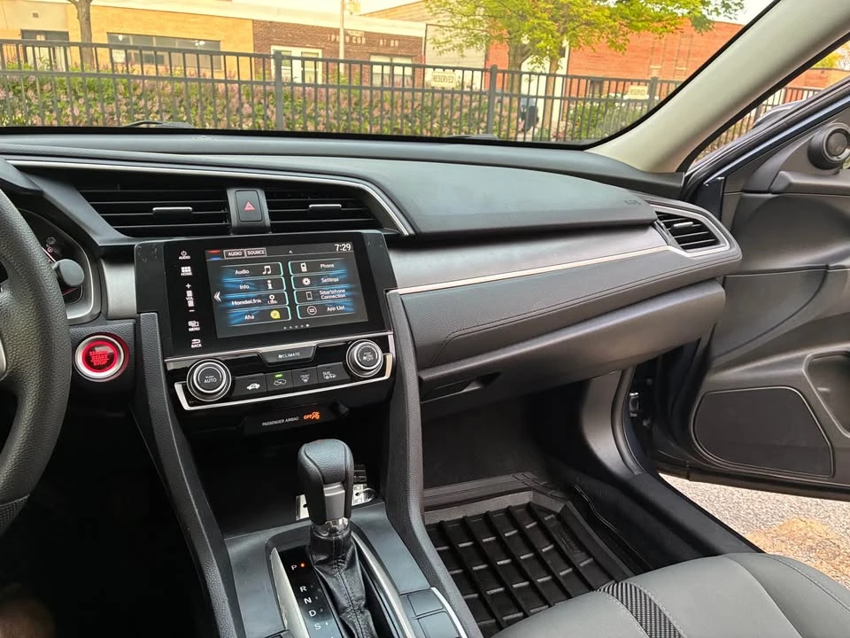 2016 Honda Civic 10th Gen - Image 4 of 14