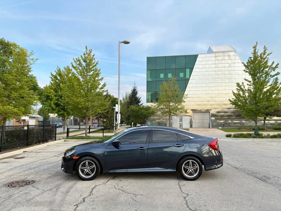 2016 Honda Civic 10th Gen - Image 2 of 14