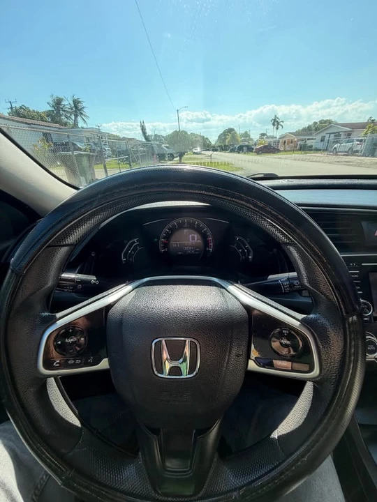 2016 Honda Civic 10th Gen - Image 12 of 14