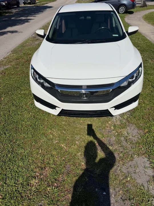 2016 Honda Civic 10th Gen - Image 4 of 14