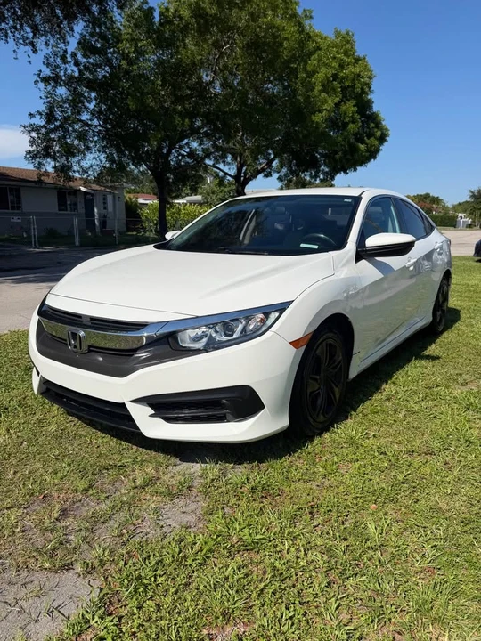 2016 Honda Civic 10th Gen - Image 2 of 14