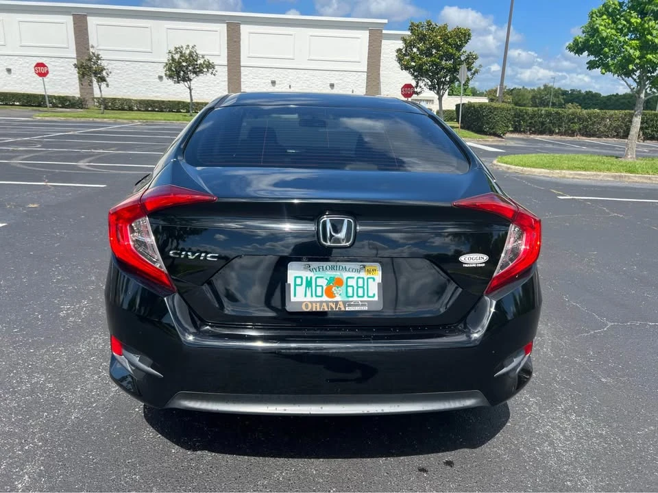 2016 Honda Civic 10th Gen - Image 9 of 20
