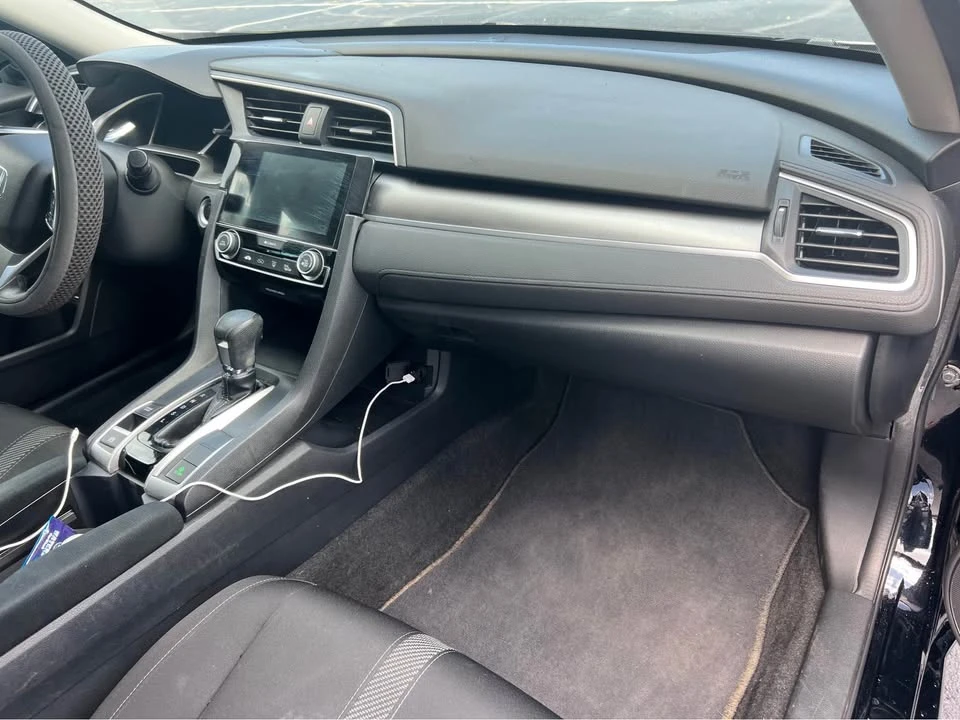 2016 Honda Civic 10th Gen - Image 14 of 20