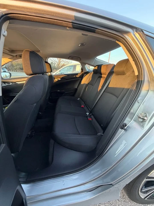 2016 Honda Civic 10th Gen - Image 12 of 13