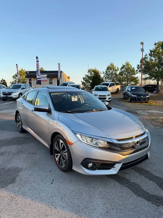 2016 Honda Civic 10th Gen - Image 2 of 13