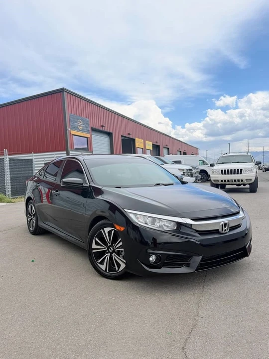 2016 Honda Civic 10th Gen - Image 3 of 18
