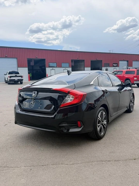 2016 Honda Civic 10th Gen - Image 7 of 18