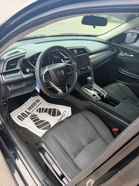 2016 Honda Civic 10th Gen - Image 9 of 18