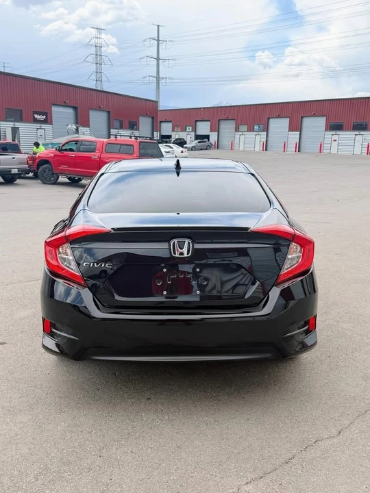 2016 Honda Civic 10th Gen - Image 6 of 18