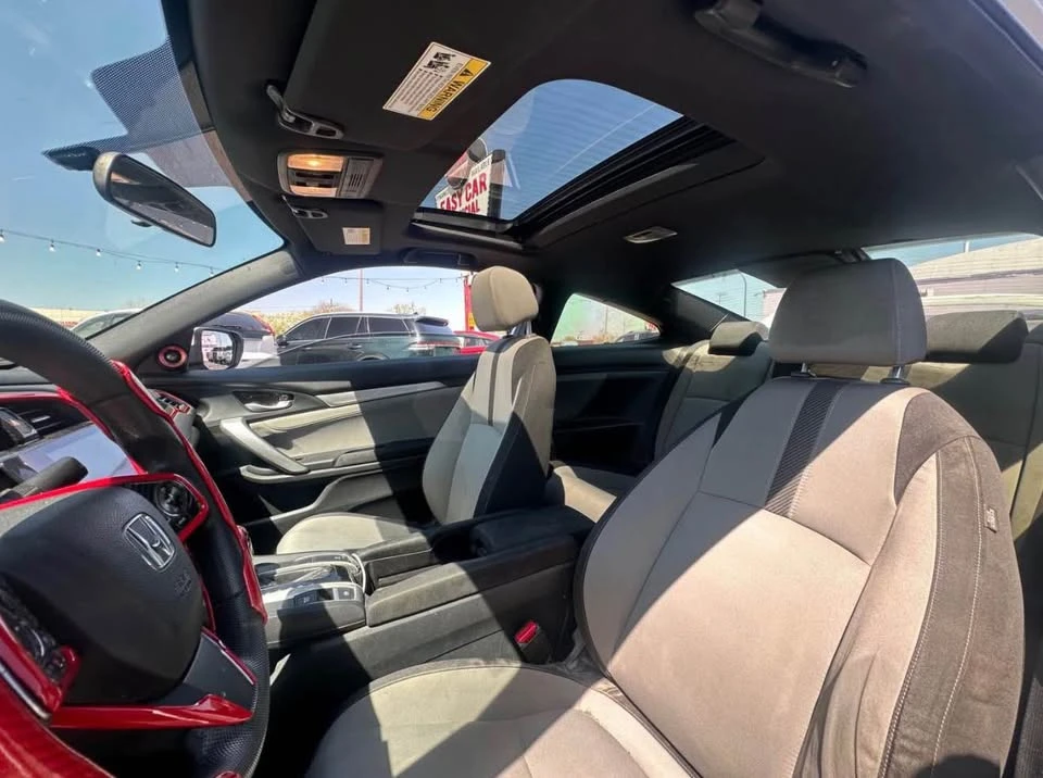 2016 Honda Civic 10th Gen - Image 9 of 13
