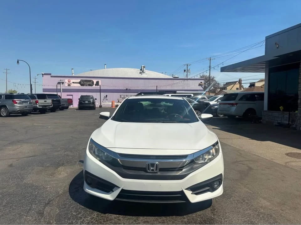 2016 Honda Civic 10th Gen - Image 2 of 13